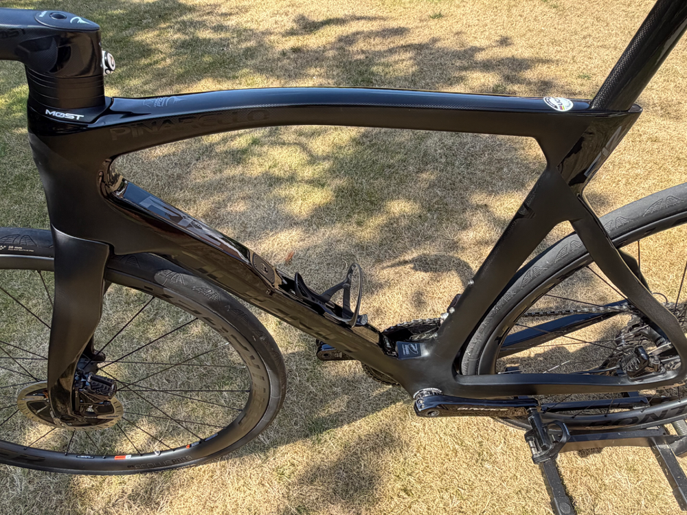 Pinarello Dogma F12 Dura Ace Di2 Disc 2022