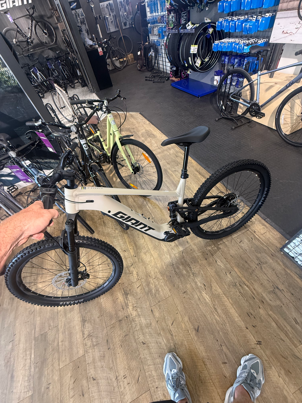 Giant Stance E+ 1 25km/h 2023