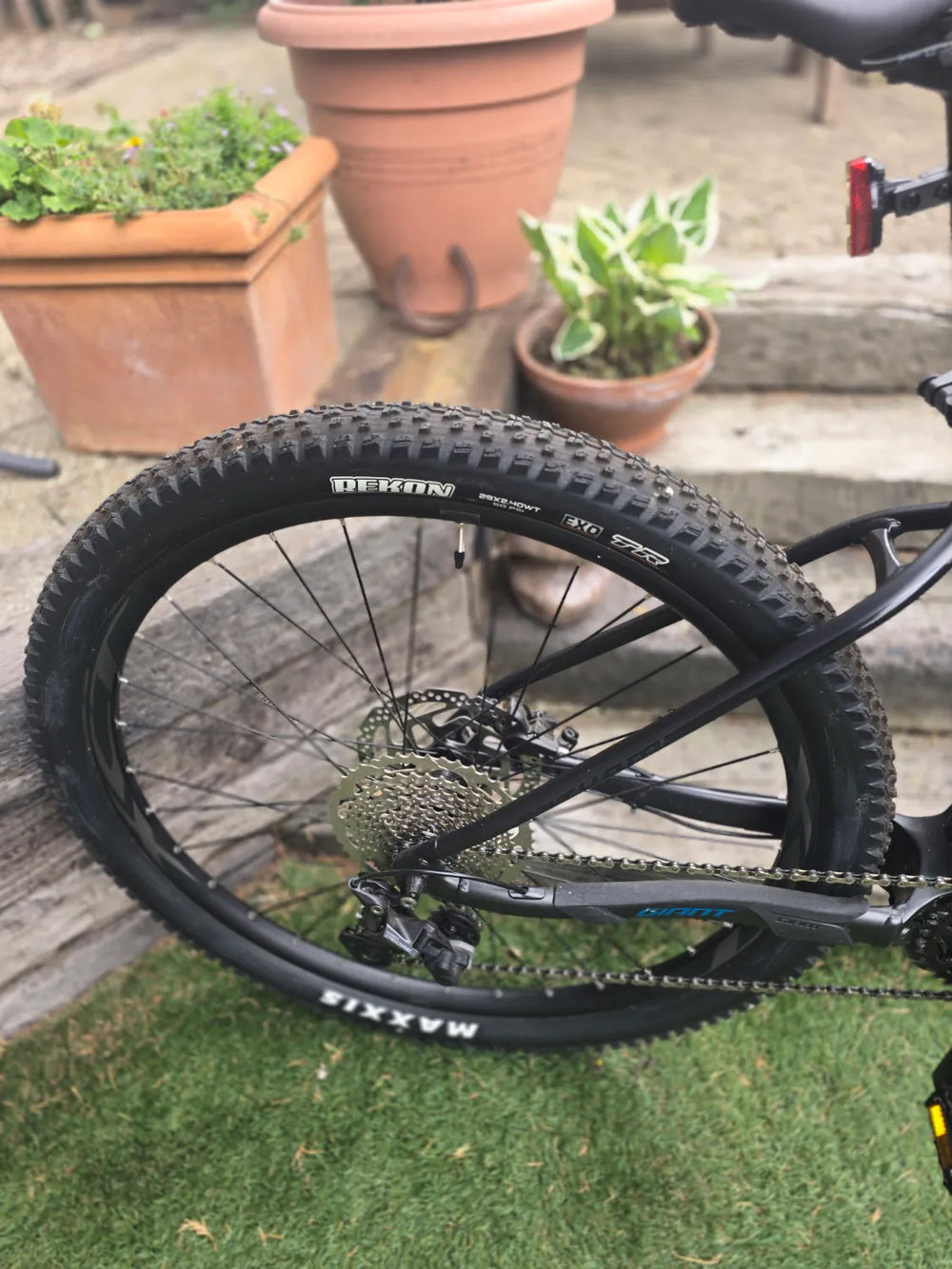 Giant Fathom 2 2021