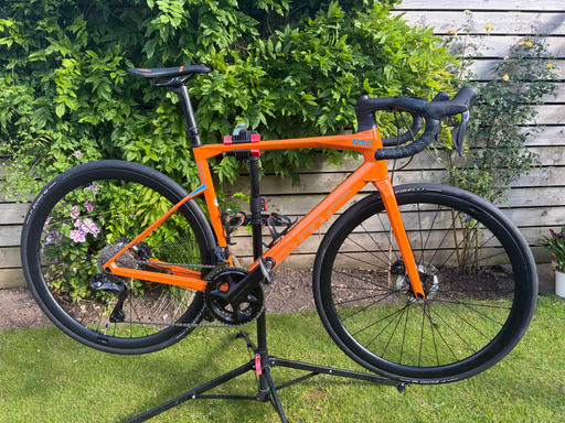 BMC Roadmachine One Ultegra Di2 2022/23
