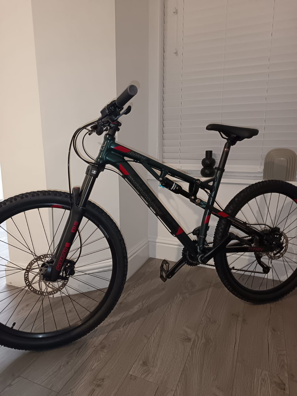 Carrera Titan Mens Full Suspension Mountain Bike 2023