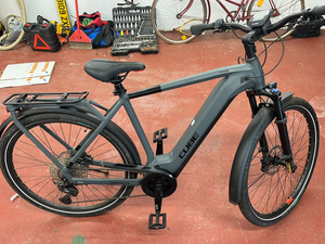 Cube Touring Hybrid Comfort Slx 800 2024