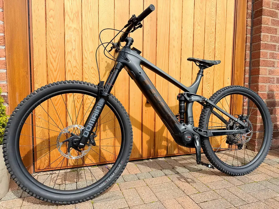 Trek RAIL 9.7 CARBON FULL SUSPENSION MOUNTAIN EBIKE **X-LARGE FRAME** 2023