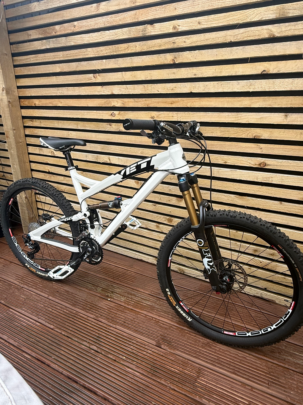 Yeti Sb66 2013