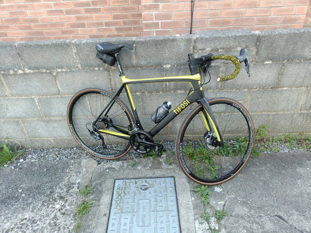 Tifosi Mons 2020