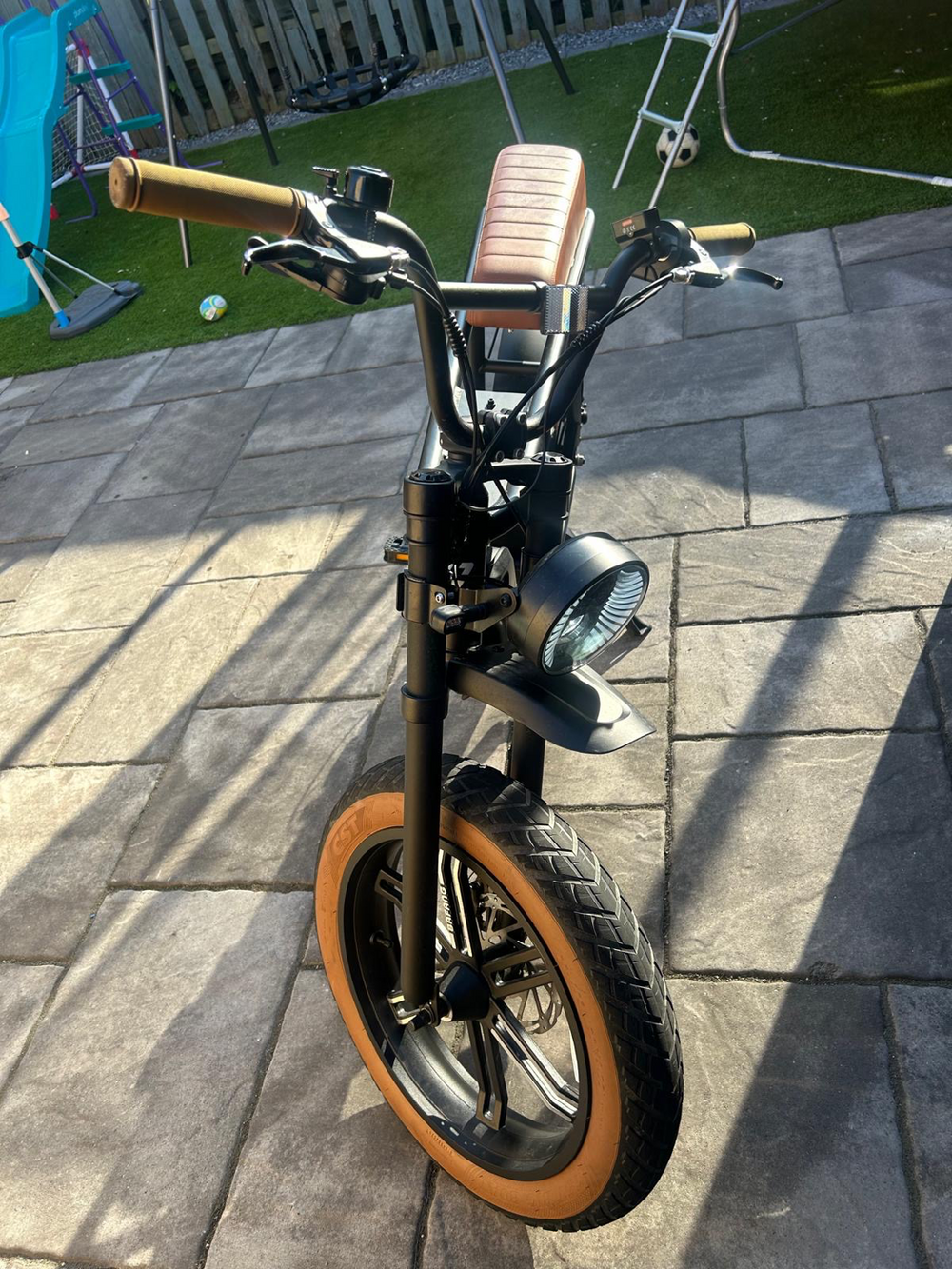 B98 Electric hybrid  2026