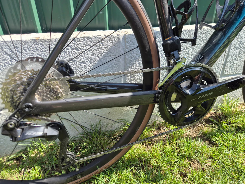 Scott Addict 20 105 Di2 Carbon Road 2023