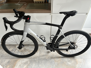 Pinarello X7 Disc Ultegra Di2 2025