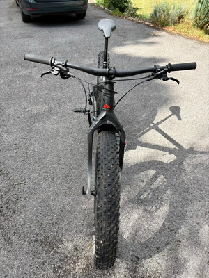Canyon Dude CF 8 2022