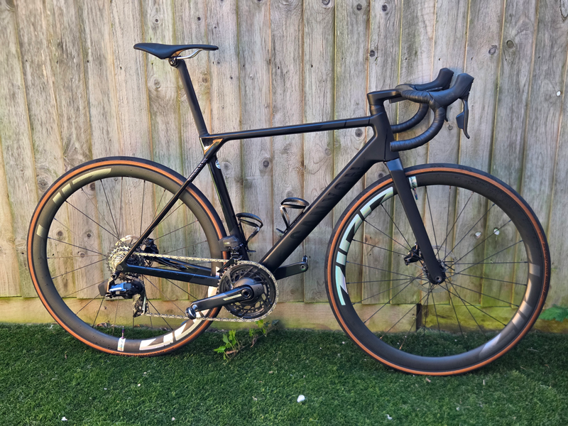 Canyon Ultimate CF SLX 8 AXS 2023