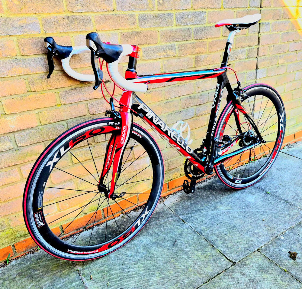 PINNARELLO PINARELLO FP DUE  MONOCOQUE 105 GROUPSET FULL CARBON ROAD BIKE 58CM23 inchesINCH FRAME  2015