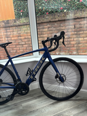 Trek Domane+ AL 5 E 2025