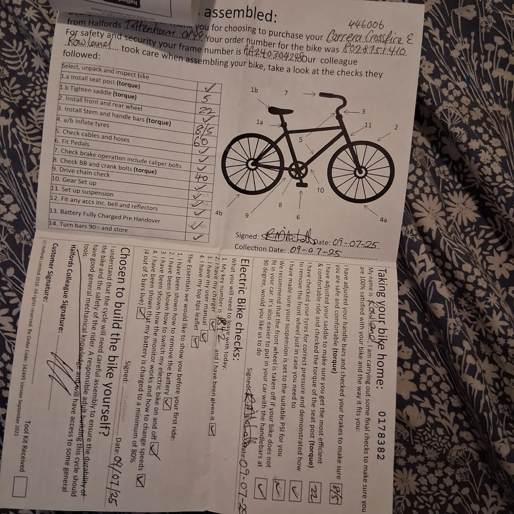 Carrera Abyss Junior Hybrid Bike 2022