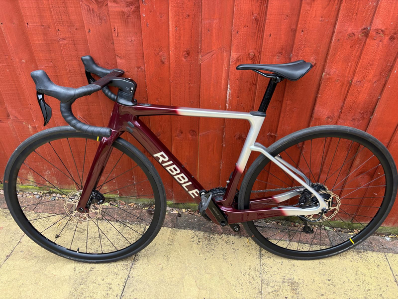 Ribble Endurance 725 Disc - Enthusiast, Shimano 105 Di2 2022