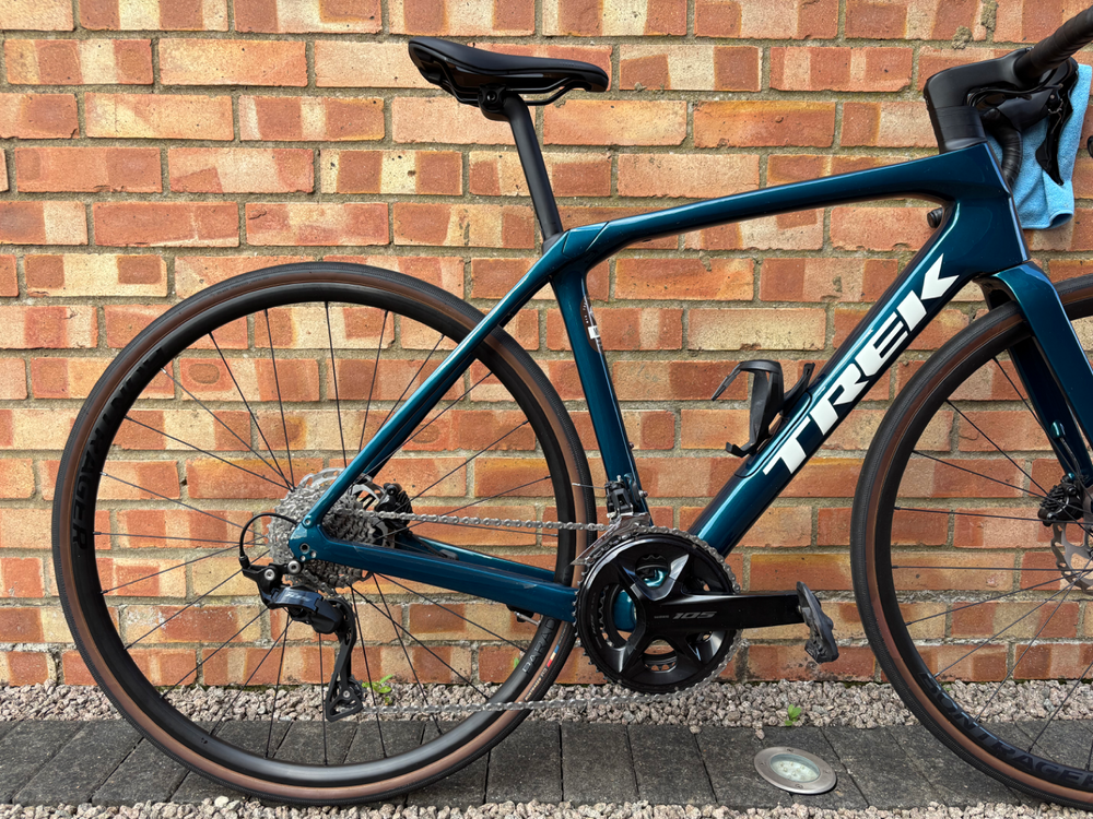 Trek Domane SL 5 Gen 4 Carbon Road 2024