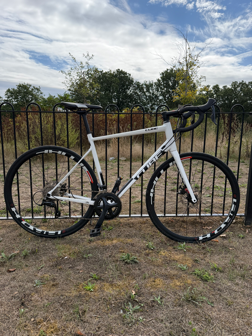 Cube Attain Pro Road 2025