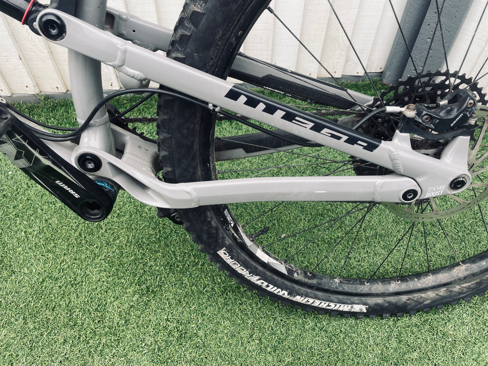 Nukeproof Mega 275 Comp 2019