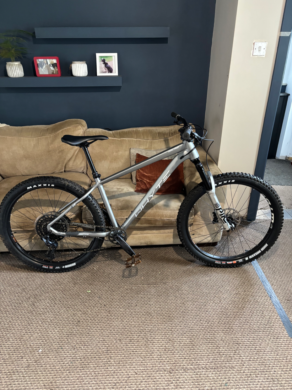 Whyte 909 v4 2022