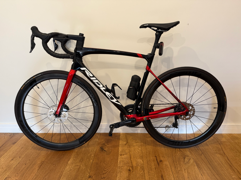 Ridley Fenix SL Disc – Full Carbon Custom Build (Di2, Low Mileage)