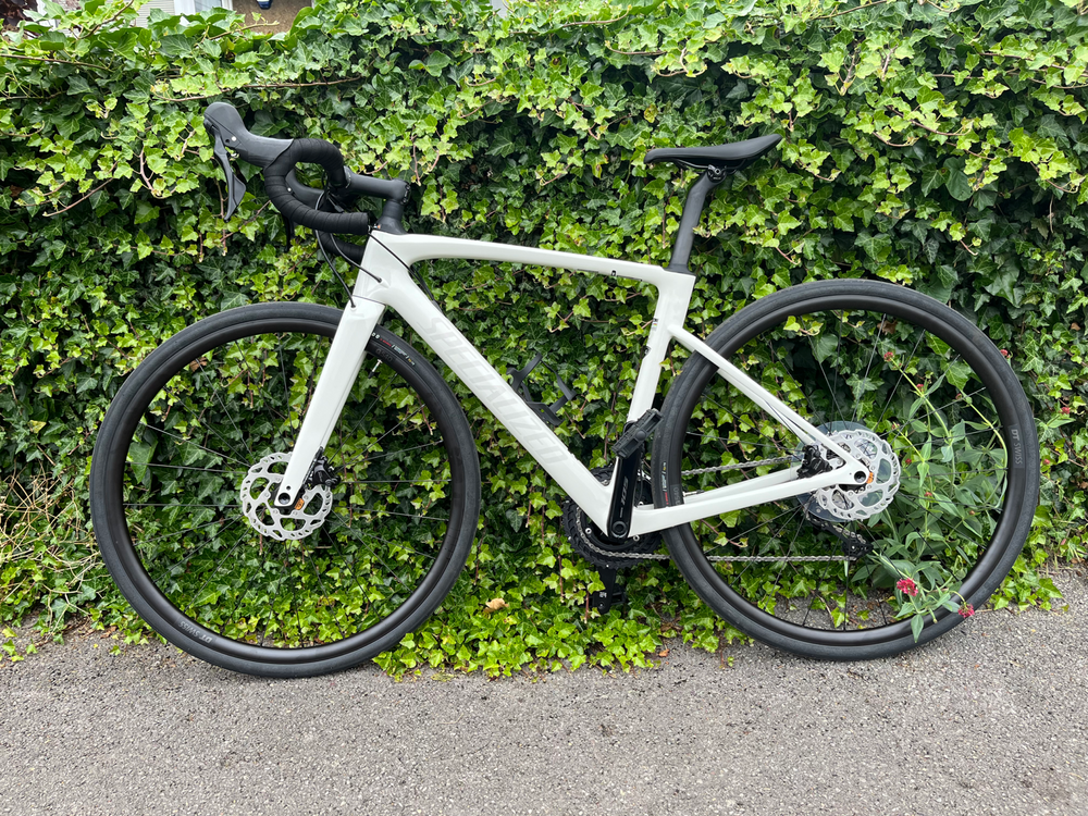 Specialized Roubaix SL8 Sport 105 2024