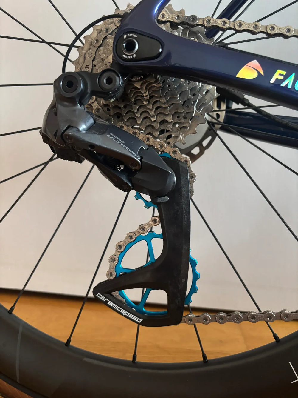 Factor Ostro VAM Shimano Ultegra Di2 8170 2023