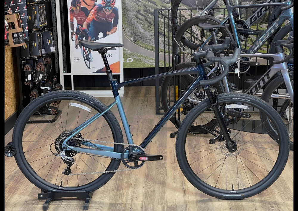 Giant Revolt X 1 2023