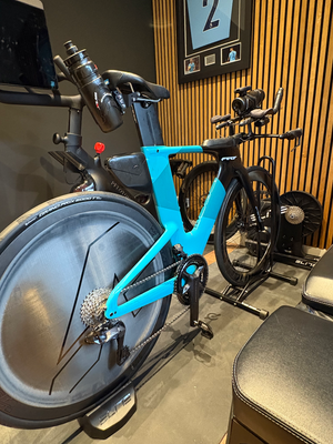 Felt IAx Advanced Ultegra Di2 2025