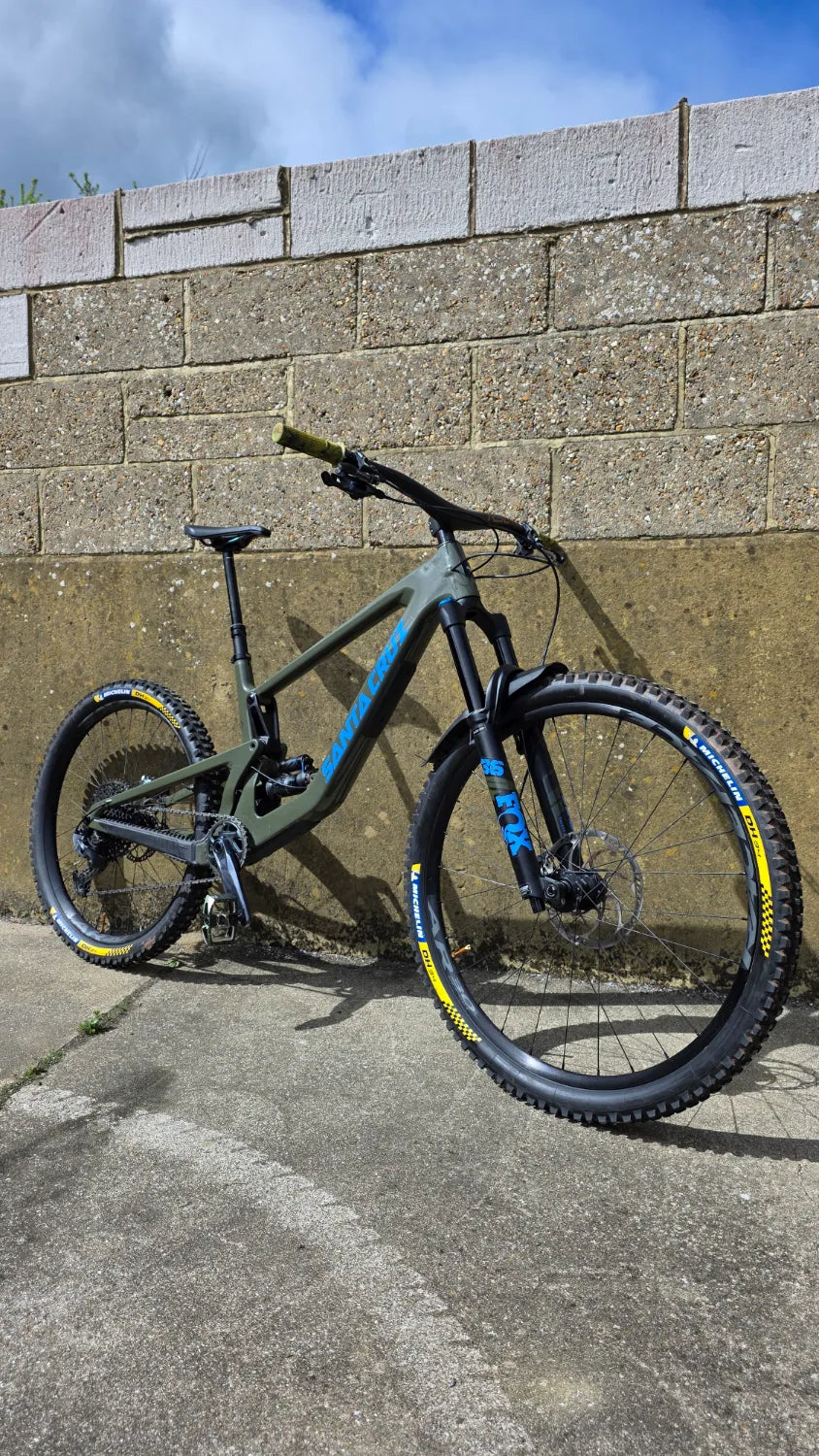 Santa Cruz BRONSON S / Carbon C 2023