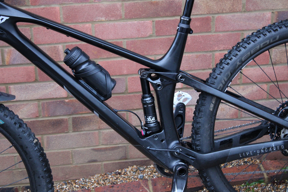 YT Industries Izzo pro  2021