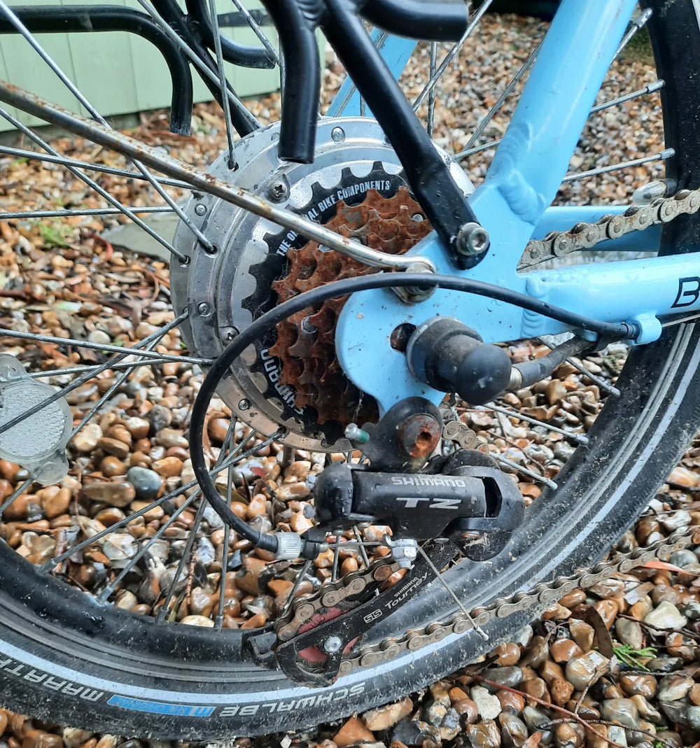 Folding Electric city bike, Hardly used, Aluminium Frame, 250W.