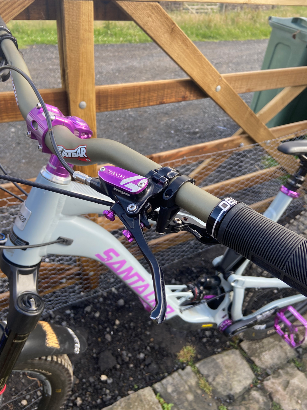 Santa Cruz Bronson S / Carbon C / MX 2022