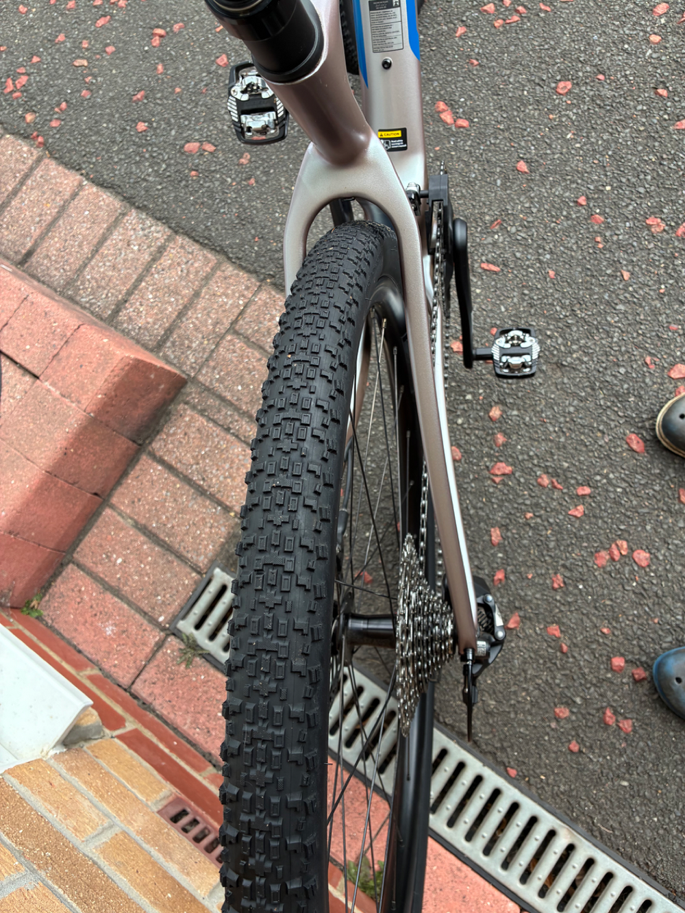 Giant Revolt Advanced 1 Gravel Road 2026