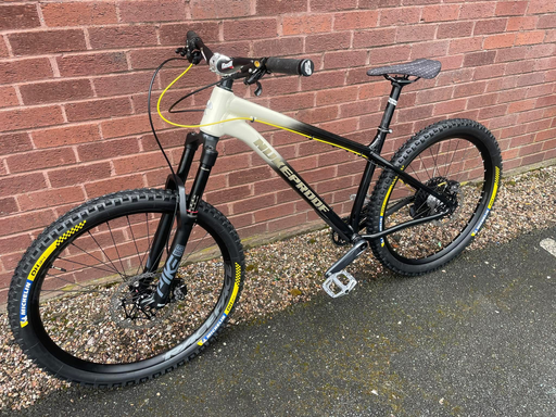 Nukeproof Scout 275 Comp 2024