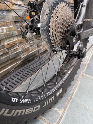 Canyon Dude CF9