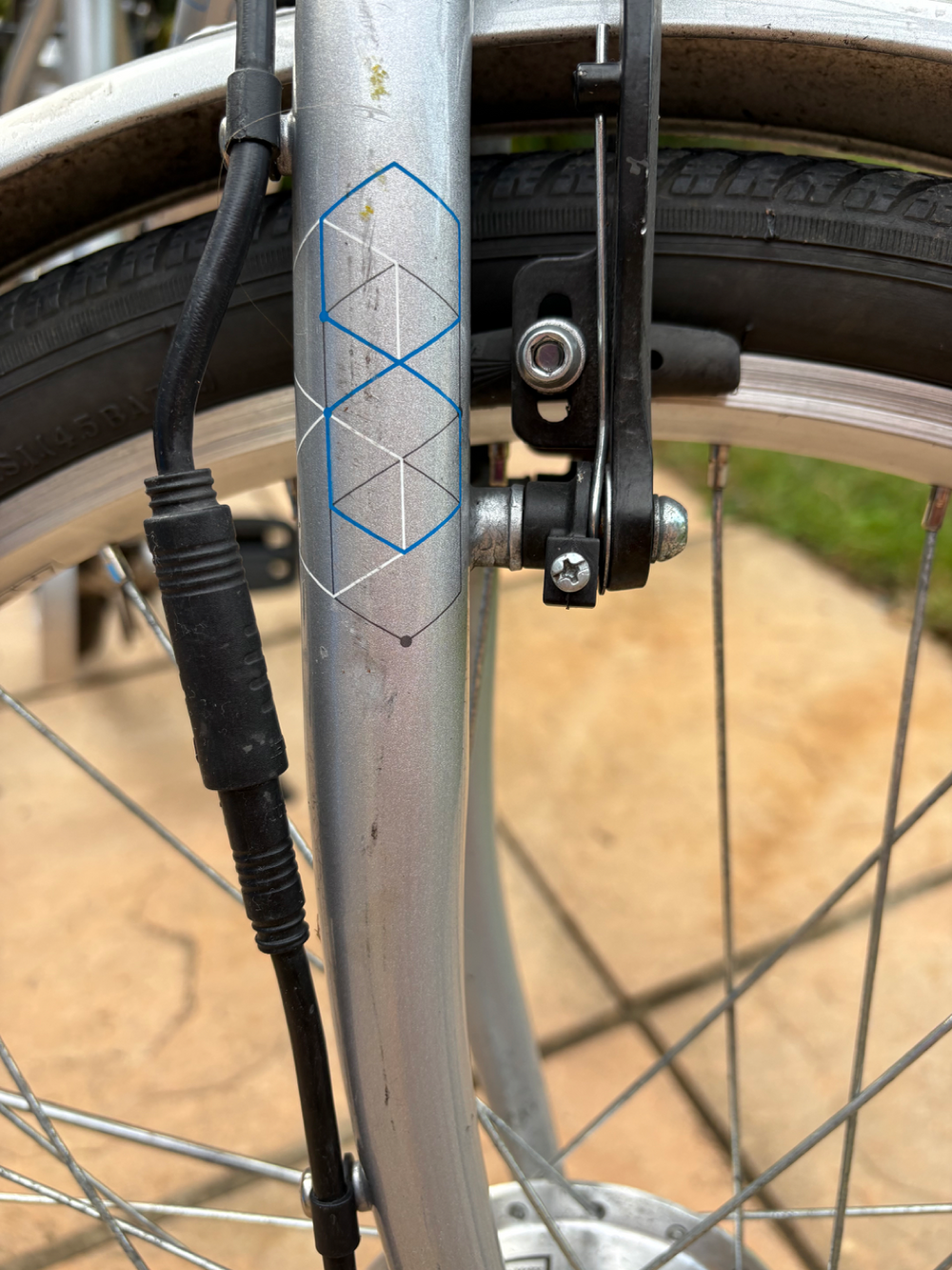 Assist Crossbar Hybrid Electric  2021