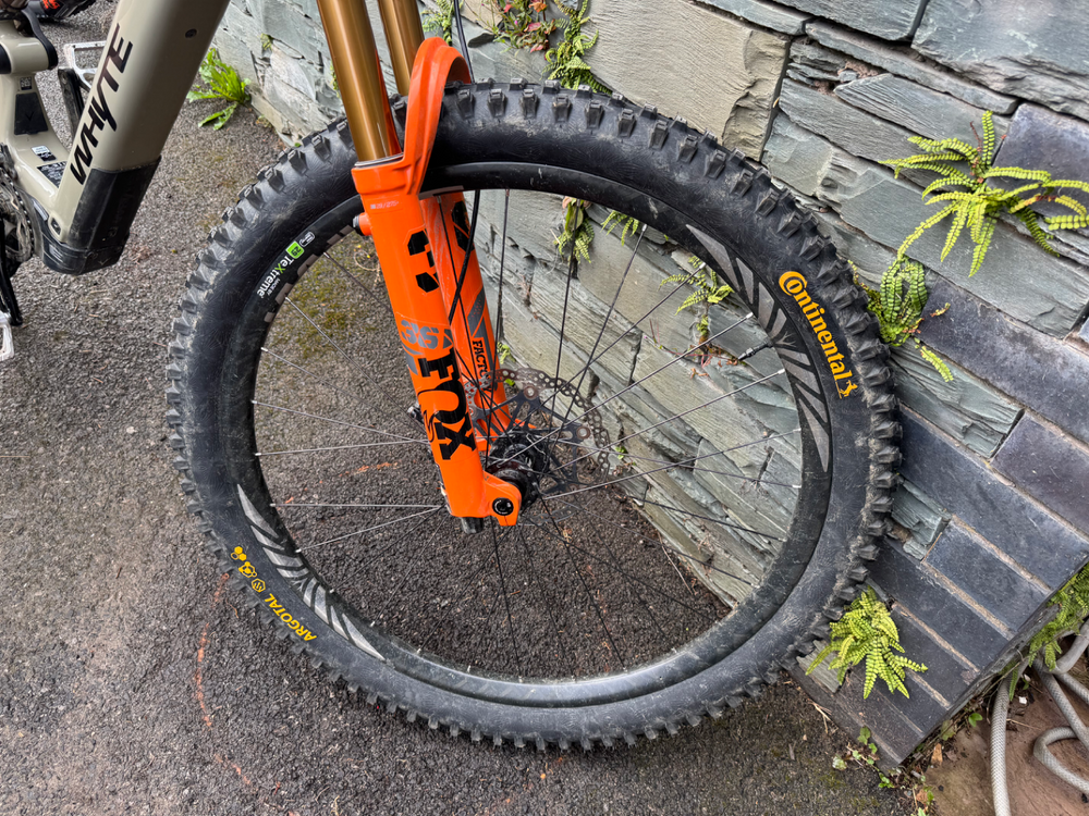 Whyte E-Lyte 150 Works Mountain E.Bike 2025