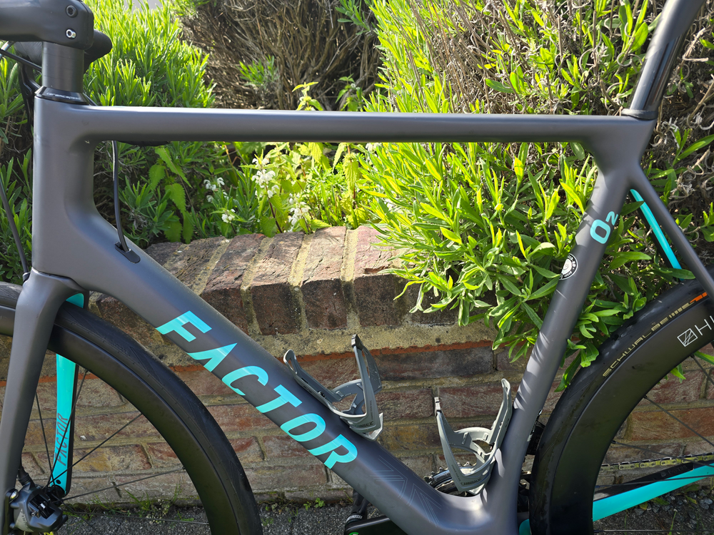 Factor O2 - SRAM Force 2023