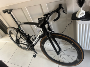 Bianchi Oltre XR4 Ultegra Di2 Disc 2019