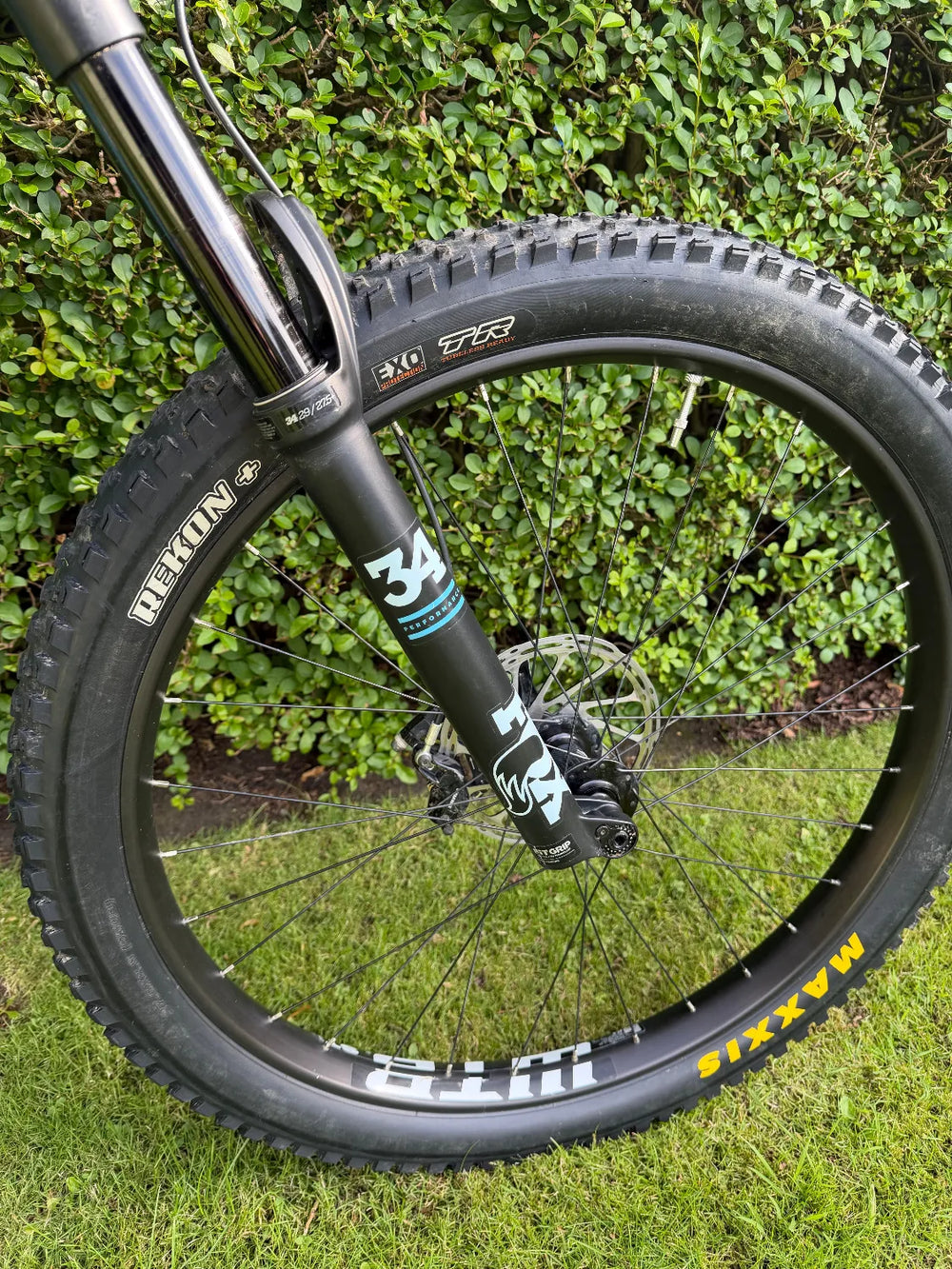 Santa Cruz Chameleon S Plus / Aluminum / 27.5 2019