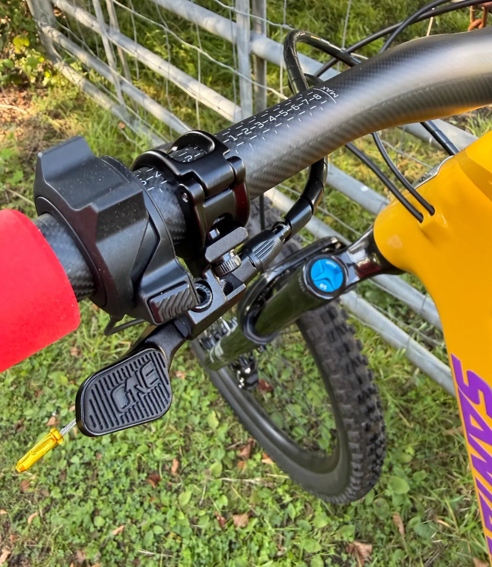 Santa Cruz Heckler SL 1.1 C Carbon MX 90 Hope Yellow Stunning Bike 2026