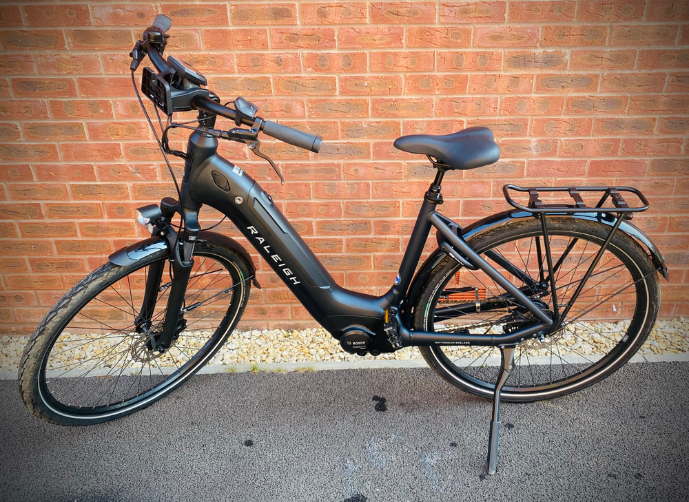 Raleigh Motus Grand Tour Hub Gear Low Step 2022