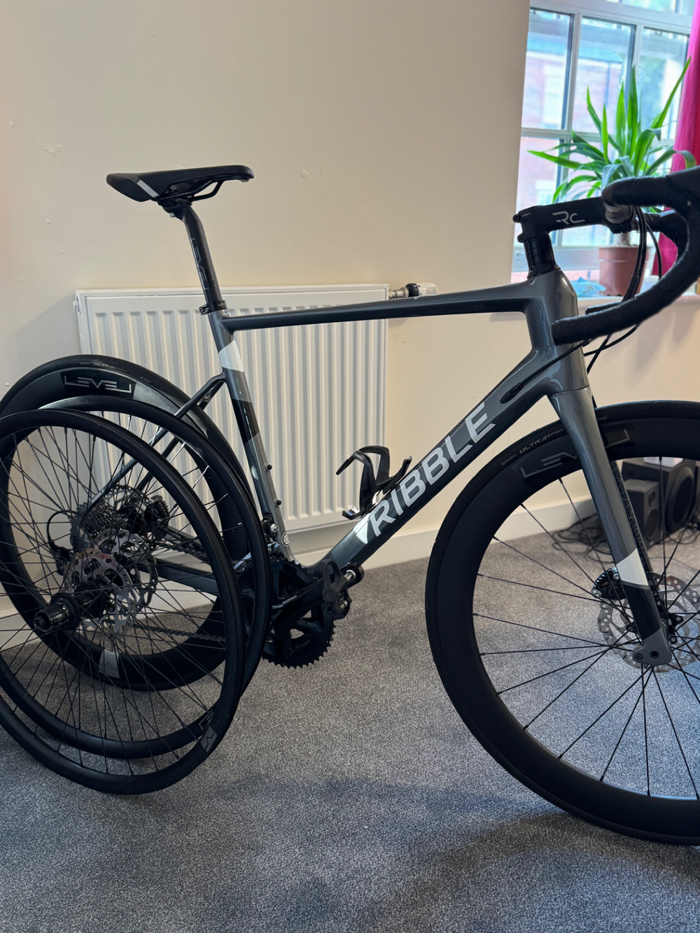 Ribble R872 Disc - Enthusiast, Shimano 105 2022