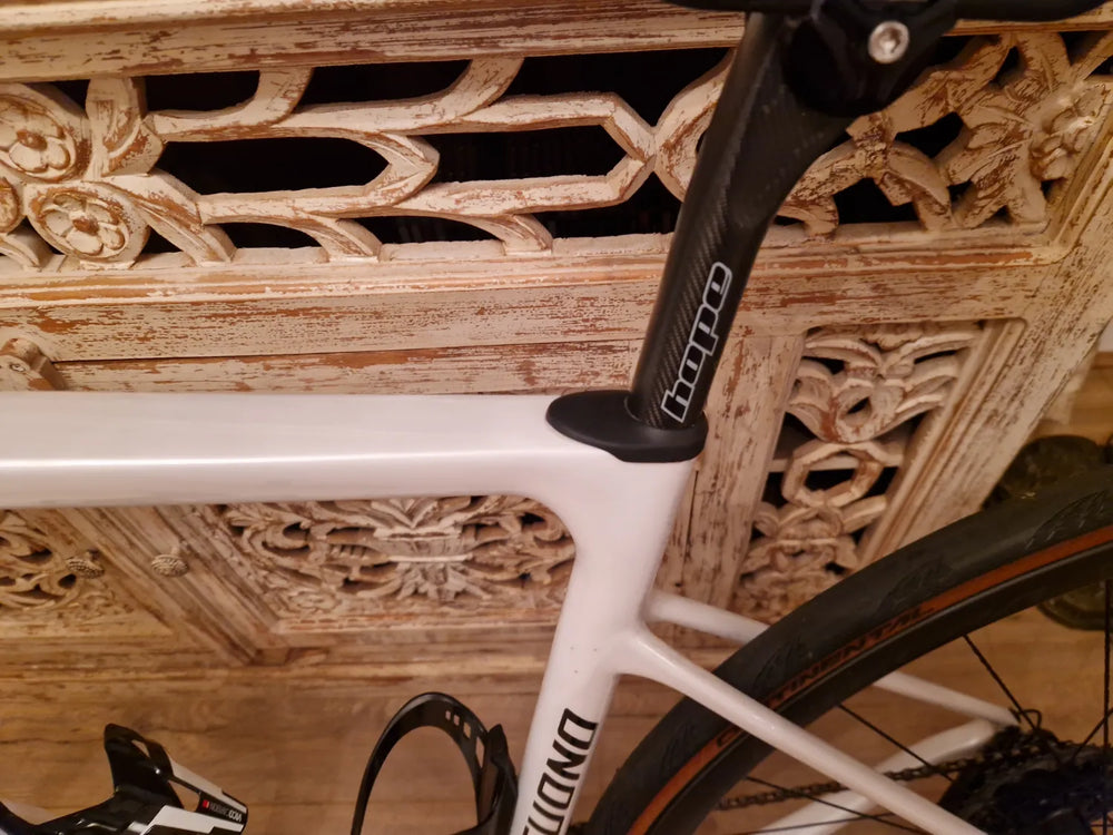 Dolan Tuono Carbon Disc Road Bike - Shimano-12s-105 R7170 Di2 2023