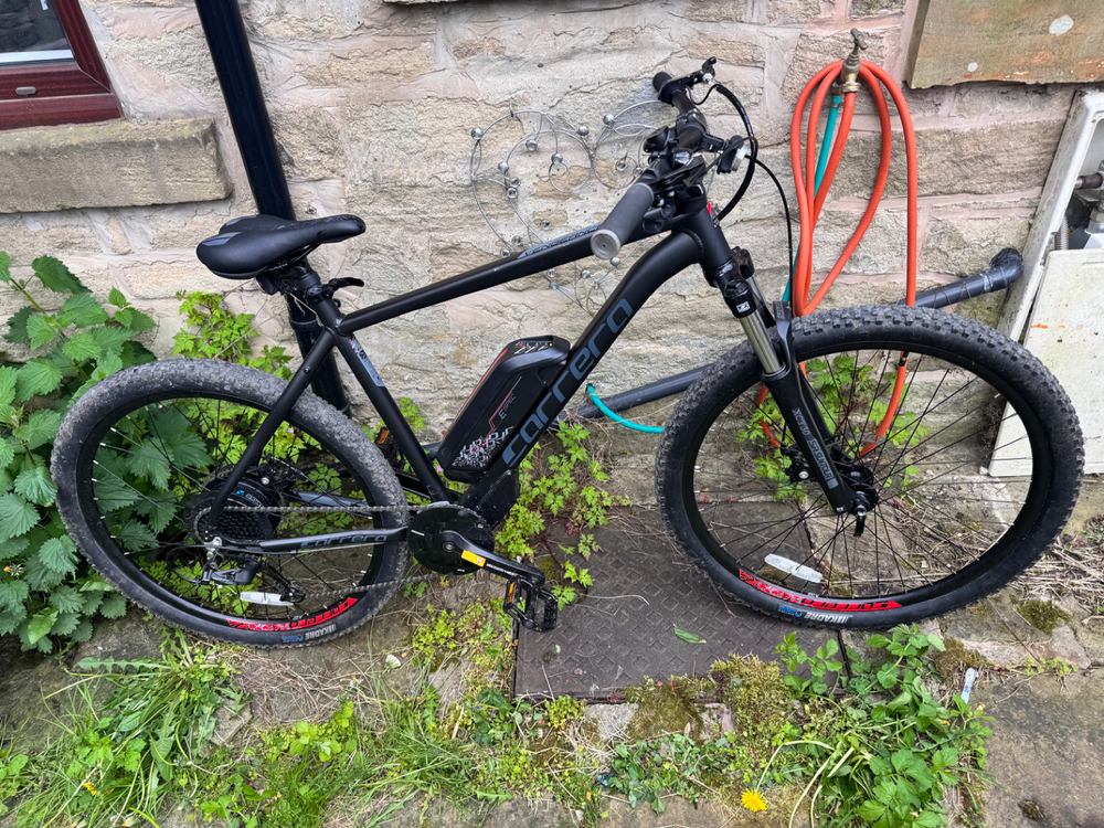 Carrera Vengeance E Mens Electric Mountain Bike 2.1 2023
