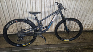 Santa Cruz Hightower R / Aluminum / 29 2022