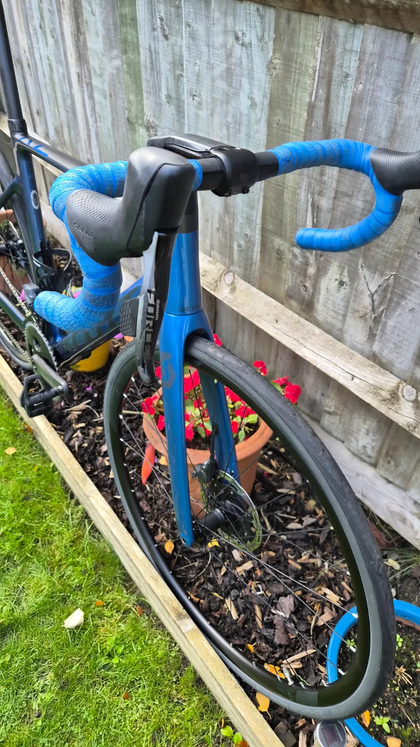 Scott Addict Rc 20 Force eTap AXS Carbon Road 2023