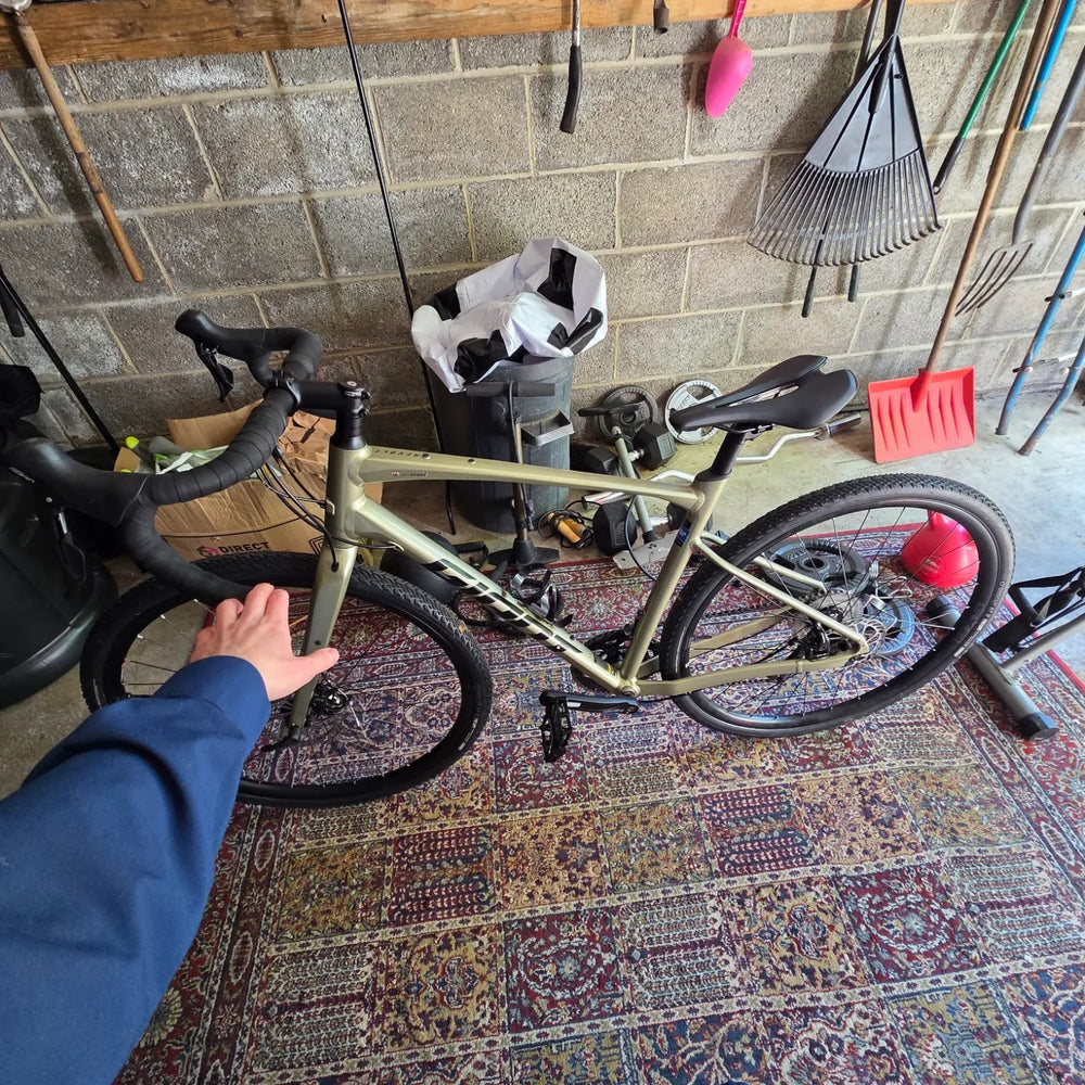 giant revolt 1 gravel bike Giant Revolt 1 Gravel Road 2026