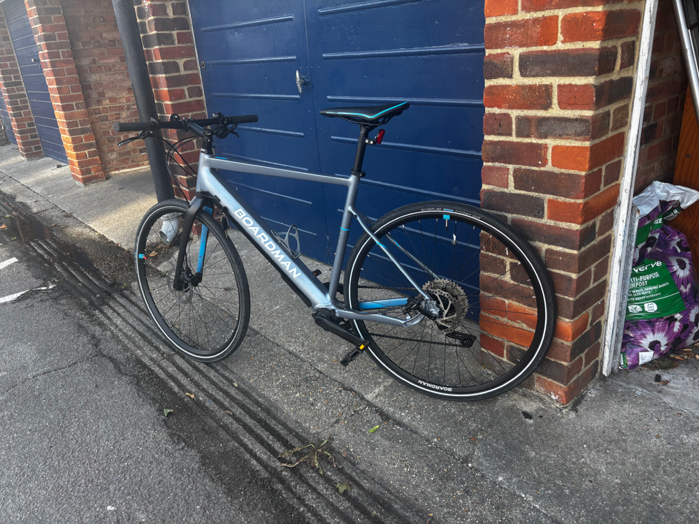 Boardman HYB 8.9e 2023