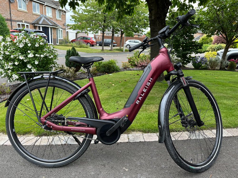 Raleigh Motus Tour LSHub 2022