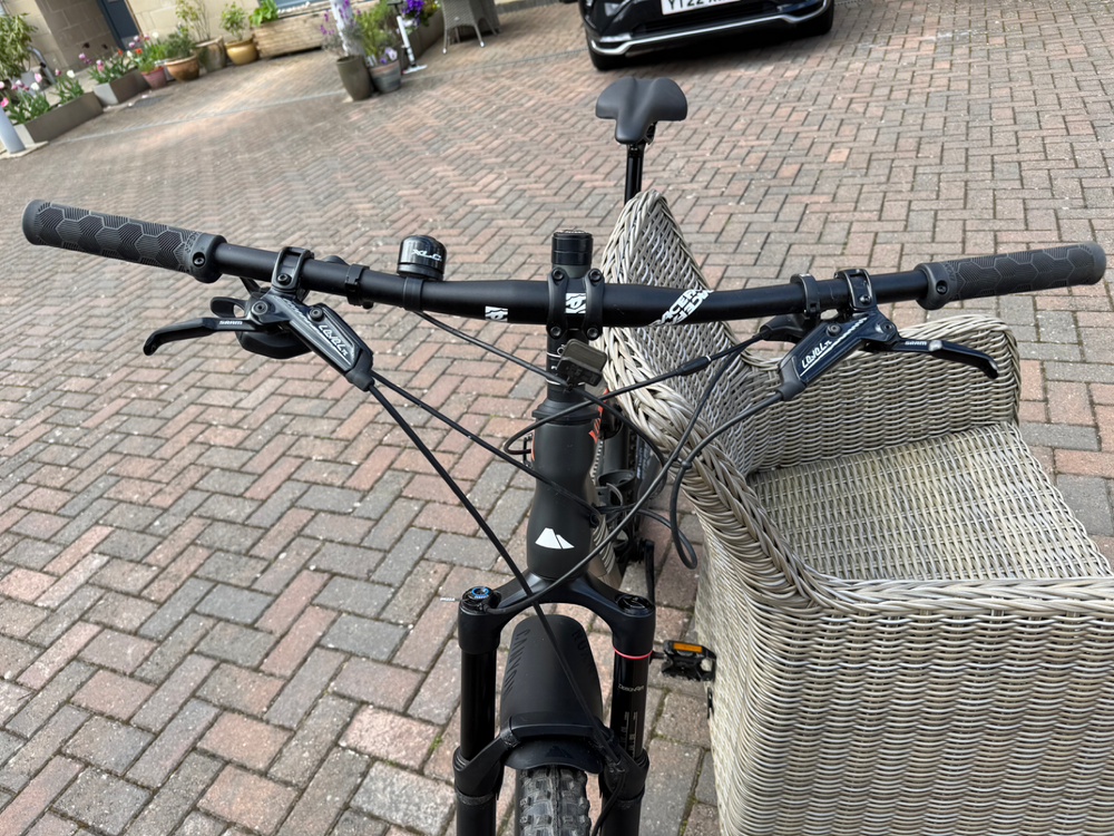 Canyon Lux CF 6 2021